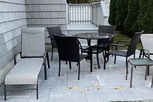 20 Oldwood Rd, Port Washington, NY 11050 - Photo 17