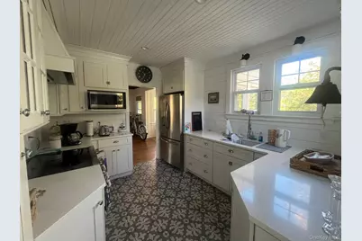 22 Crescent Avenue, Seaview, NY 11770 - Photo 5