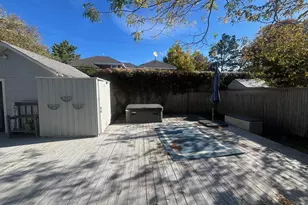 22 Crescent Ave, Seaview, NY 11770 - Photo 13