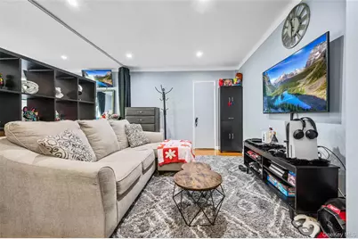 14350 Hoover Avenue #505, Briarwood, NY 11435 - Photo 3