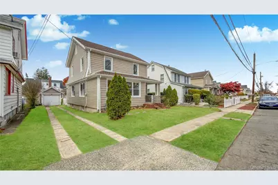 64 S Montgomery Street, Valley Stream, NY 11580 - Photo 7