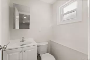 157 N Alleghany Ave, Lindenhurst, NY 11757 - Photo 15