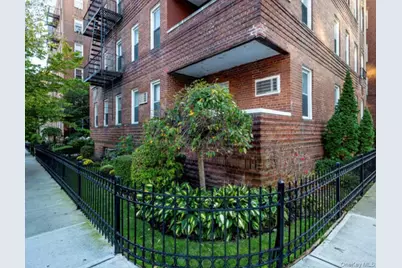 6536 Wetherole Street #306, Rego Park, NY 11374 - Photo 5