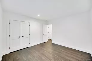 10 Shinnecock Ln, Hampton Bays, NY 11946 - Photo 25