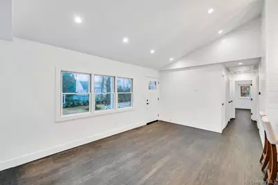 10 Shinnecock Lane, Hampton Bays, NY 11946 - Photo 27
