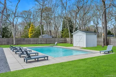 10 Shinnecock Lane, Hampton Bays, NY 11946 - Photo 11