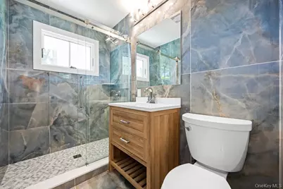 10 Shinnecock Lane, Hampton Bays, NY 11946 - Photo 29
