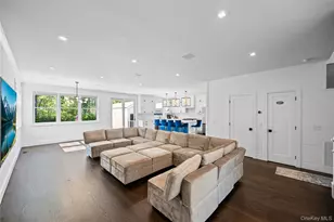 128 Priscilla Ave, Flanders, NY 11901 - Photo 15