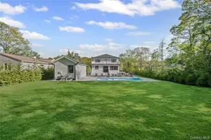 128 Priscilla Ave, Flanders, NY 11901 - Photo 9