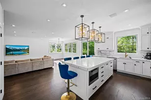 128 Priscilla Ave, Flanders, NY 11901 - Photo 21