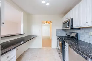 100-26 67th Rd, Forest Hills, NY 11791 - Photo 5