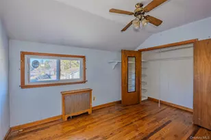 17 Andrew Ave, Islip Terrace, NY 11752 - Photo 21