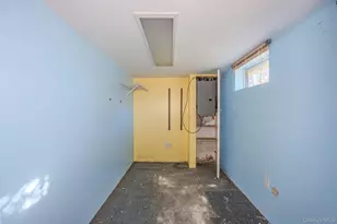 17 Andrew Ave, Islip Terrace, NY 11752 - Photo 29