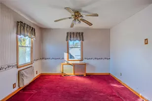 17 Andrew Ave, Islip Terrace, NY 11752 - Photo 9