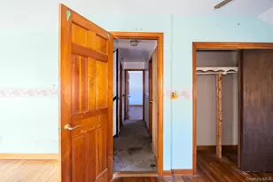 17 Andrew Ave, Islip Terrace, NY 11752 - Photo 27