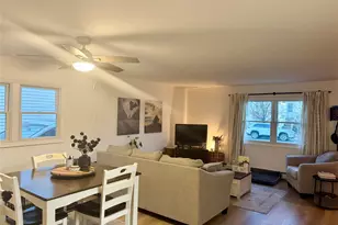 542 E Pine St, Long Beach, NY 11561 - Photo 3