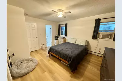 542 E Pine Street #Main, Long Beach, NY 11561 - Photo 7