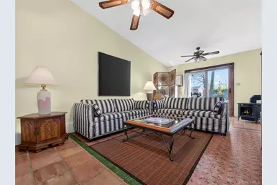 10 Dunnery Court, Suffern, NY 10901 - Photo 15