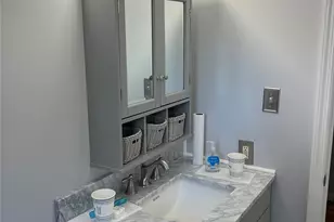 301 Artist Lake Dr, Middle Island, NY 11953 - Photo 15