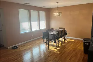 301 Artist Lake Dr, Middle Island, NY 11953 - Photo 9