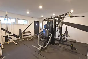 301 Artist Lake Dr, Middle Island, NY 11953 - Photo 33