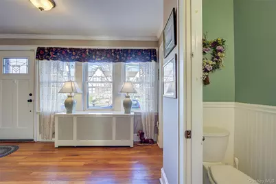 67-118 Dartmouth Street, Forest Hills, NY 11375 - Photo 5