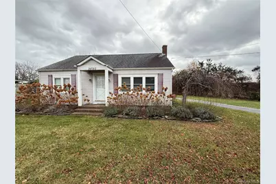 35750 Main Road, Cutchogue, NY 11935 - Photo 1