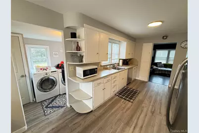35750 Main Road, Cutchogue, NY 11935 - Photo 5