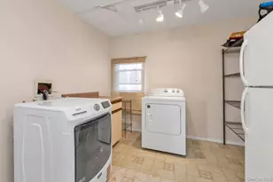 6 Karen Ave, Plainview, NY 11803 - Photo 17