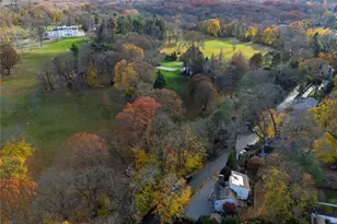 68 McCouns Ln, Oyster Bay, NY 11771 - Photo 33