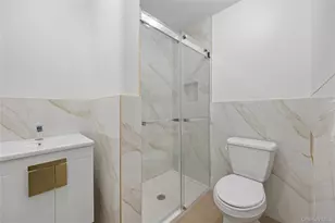 40 Singer Ave, Spring Valley, NY 10977 - Photo 43