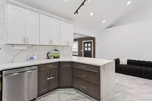 84 Rosedale Rd, Woodmere, NY 11581 - Photo 11