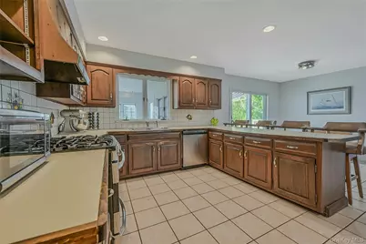 2340 Fairway Drive, Cutchogue, NY 11935 - Photo 7