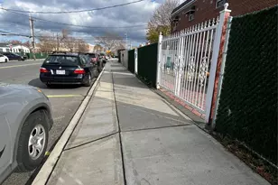 2866 Dewey Ave, Bronx, NY 10465 - Photo 3