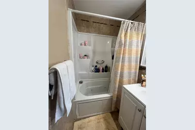 2866 Dewey Avenue, Bronx, NY 10465 - Photo 11