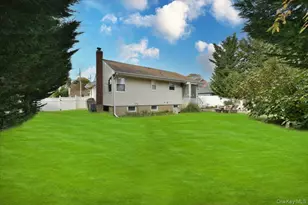 2203 Washington St, Merrick, NY 11566 - Photo 5