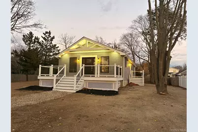 409 Bay Avenue, Patchogue, NY 11772 - Photo 1