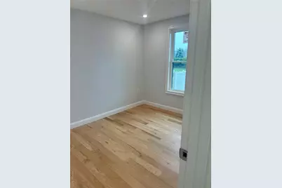 409 Bay Avenue, Patchogue, NY 11772 - Photo 17