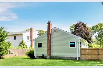 465 Wellwood Drive, Shirley, NY 11967 - Photo 17