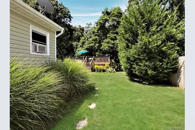 465 Wellwood Drive, Shirley, NY 11967 - Photo 15