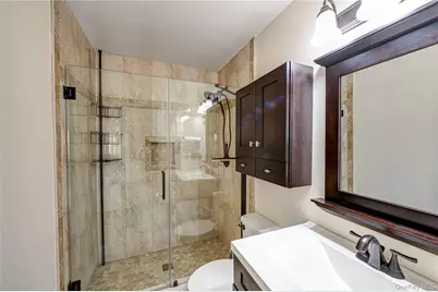 27 Manchester Road, Huntington, NY 11743 - Photo 7