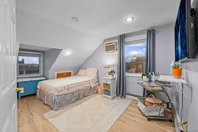 26 W 11th Street, Huntington Station, NY 11746 - Photo 19