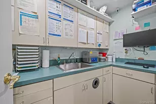 26 W 11th St, Huntington Station, NY 11746 - Photo 17