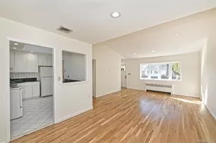 7 Stephen Dr, Farmingdale, NY 11735 - Photo 7