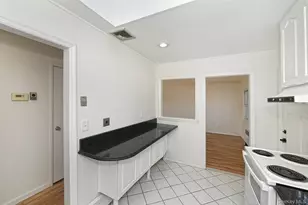 7 Stephen Dr, Farmingdale, NY 11735 - Photo 13