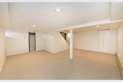 7 Stephen Drive, Farmingdale, NY 11735 - Photo 21