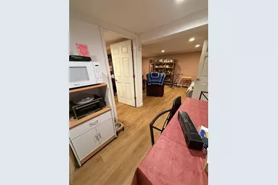 6 Lee Place, Old Bethpage, NY 11804 - Photo 17