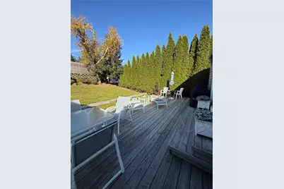 6 Lee Place, Old Bethpage, NY 11804 - Photo 19