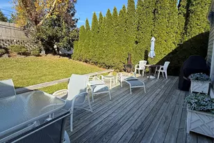 6 Lee Pl, Old Bethpage, NY 11804 - Photo 19