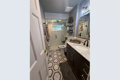 6 Lee Place, Old Bethpage, NY 11804 - Photo 9